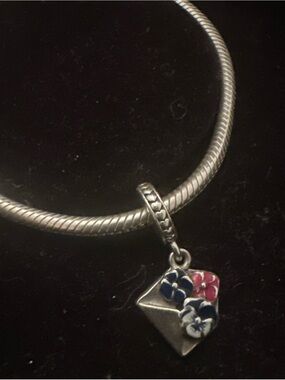 Pansy Envelope Dangle
Retired Sterling Silver Pansy Flower Envelope